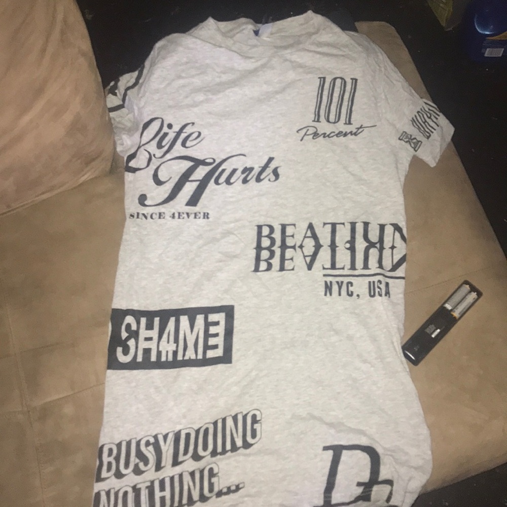 Extended H&M design shirt